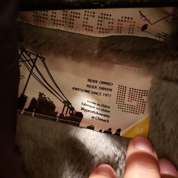 Burton snowboard jacket - Picture 5 of 10